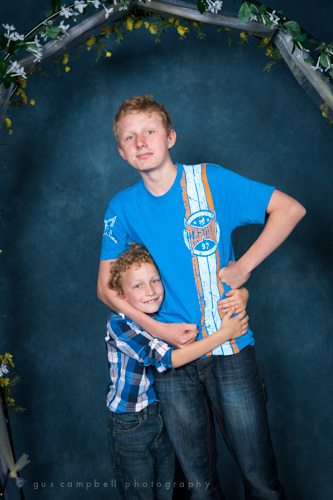 552_g&j